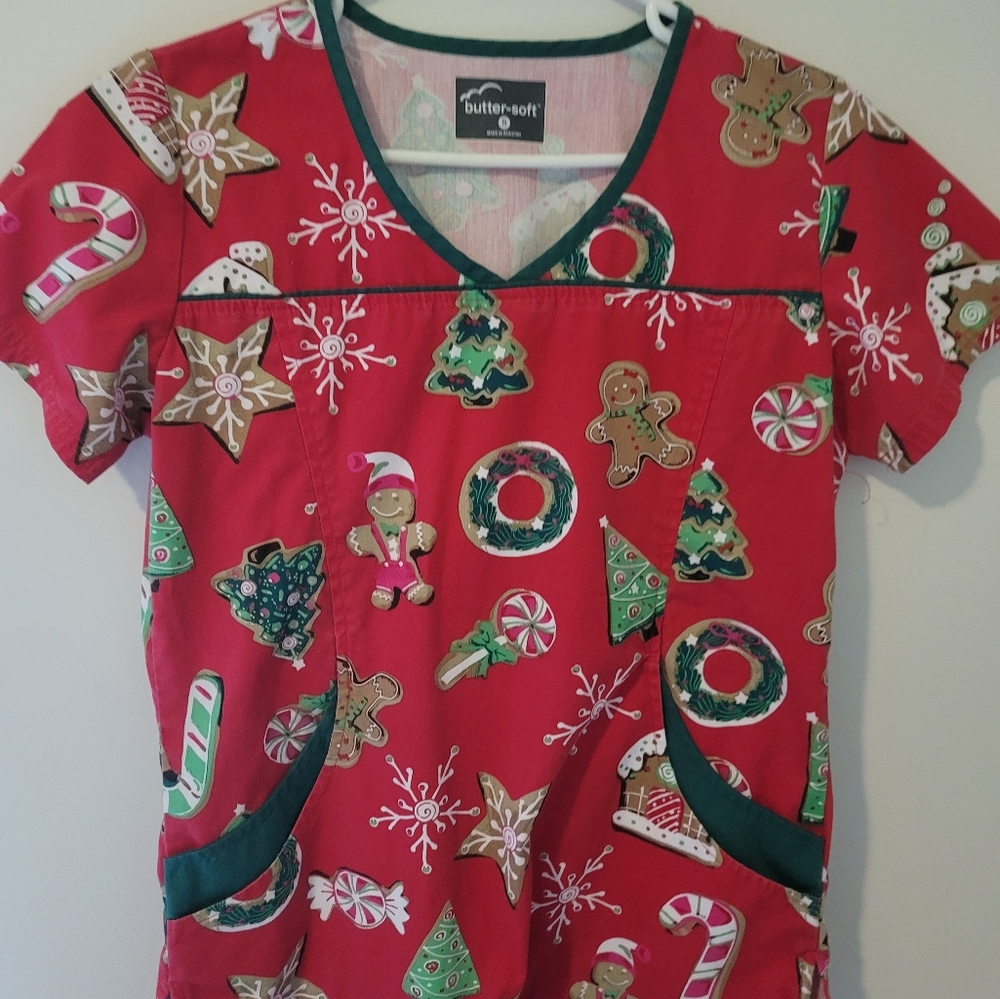 Butter soft, ginger bead man scrubs. Small